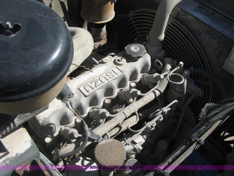 image for item J2904 2004 Elgin Eagle Series F street sweeper