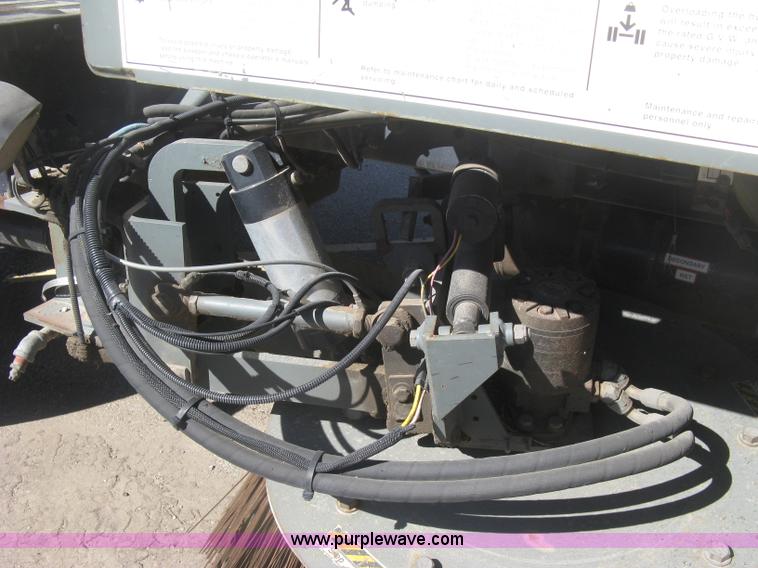 image for item J2904 2004 Elgin Eagle Series F street sweeper