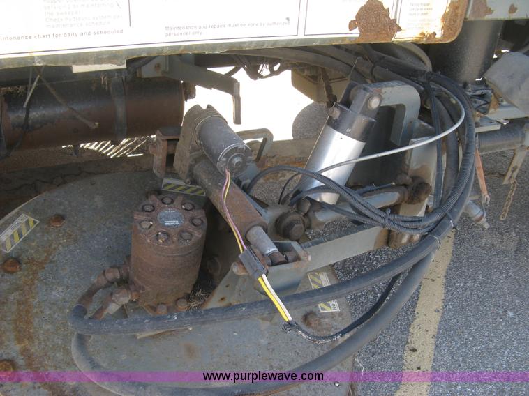 image for item J2904 2004 Elgin Eagle Series F street sweeper