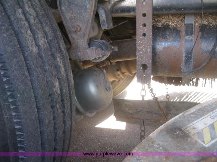 image for item J2904 2004 Elgin Eagle Series F street sweeper