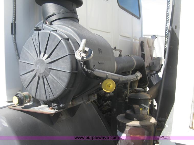 image for item J2904 2004 Elgin Eagle Series F street sweeper