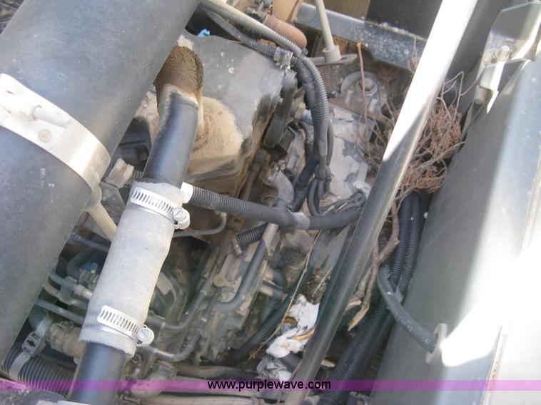 image for item J2904 2004 Elgin Eagle Series F street sweeper