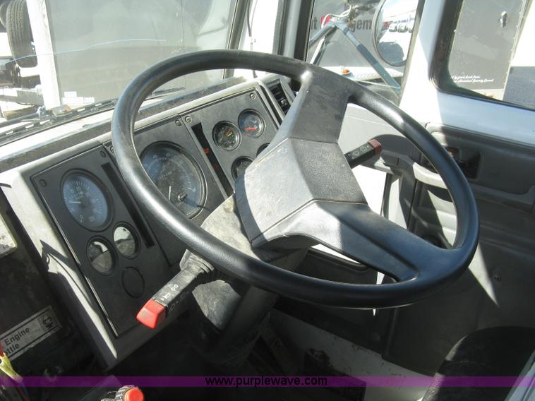 image for item J2904 2004 Elgin Eagle Series F street sweeper