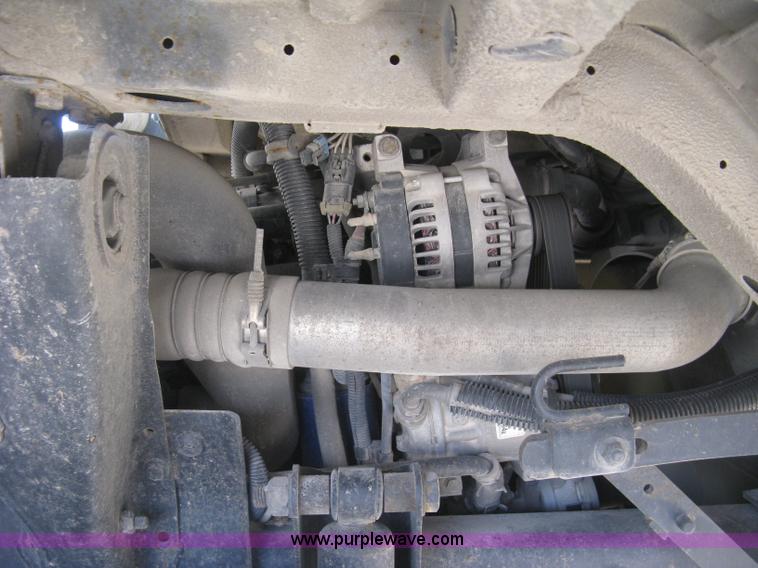 image for item J2904 2004 Elgin Eagle Series F street sweeper