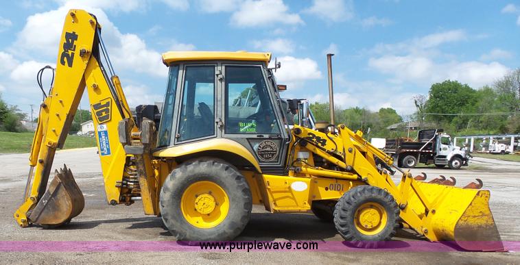 image for item J4138 JCB 214 backhoe