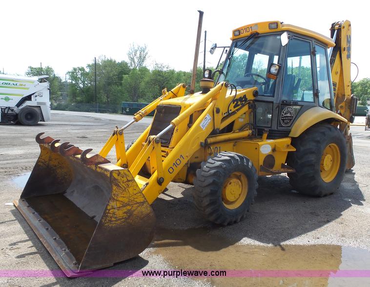 image for item J4138 JCB 214 backhoe