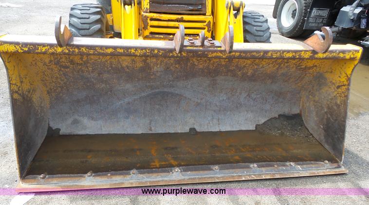 image for item J4138 JCB 214 backhoe