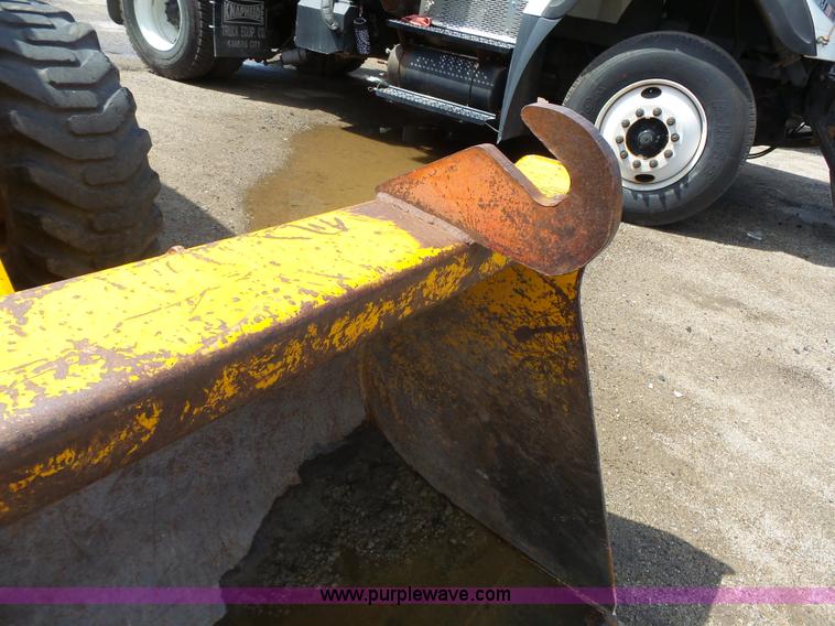 image for item J4138 JCB 214 backhoe