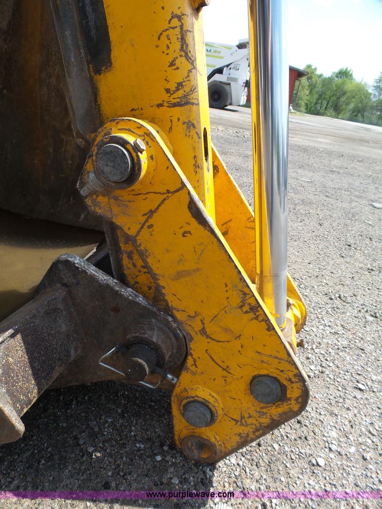 image for item J4138 JCB 214 backhoe