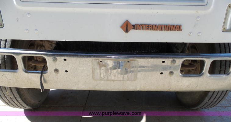 image for item J4976 1991 International 4900 dump truck