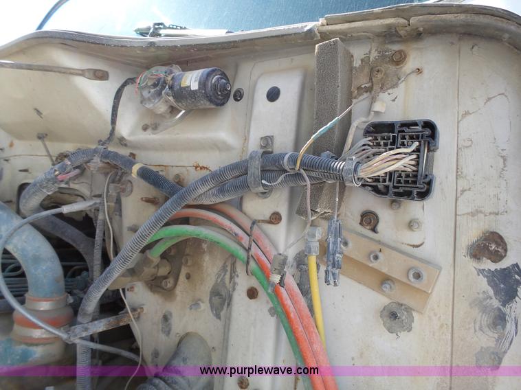 image for item J4976 1991 International 4900 dump truck