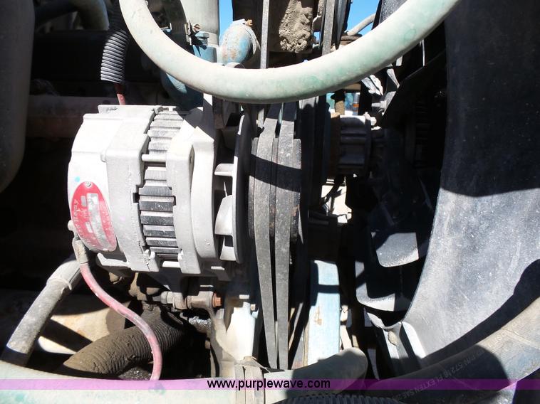 image for item J4976 1991 International 4900 dump truck