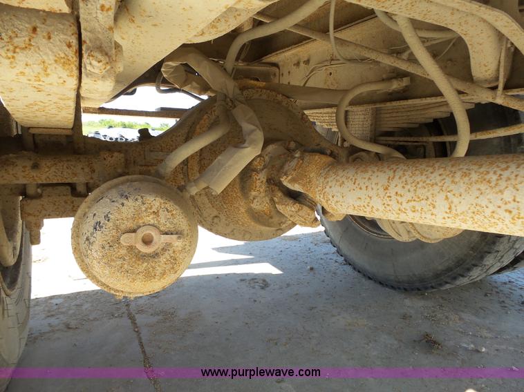 image for item J4976 1991 International 4900 dump truck