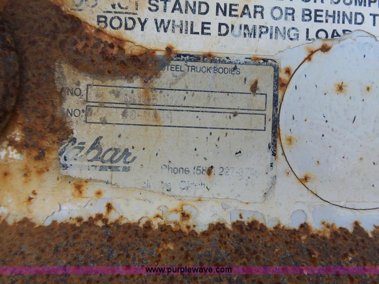 image for item J4976 1991 International 4900 dump truck