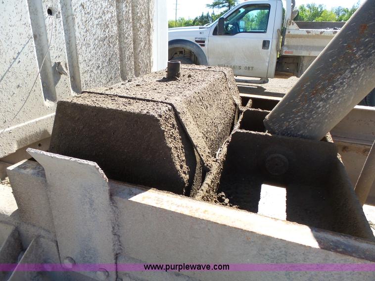 image for item J4976 1991 International 4900 dump truck