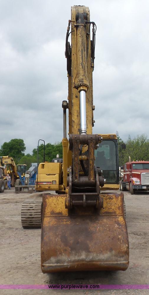 image for item J7512 2000 Caterpillar 325BL excavator