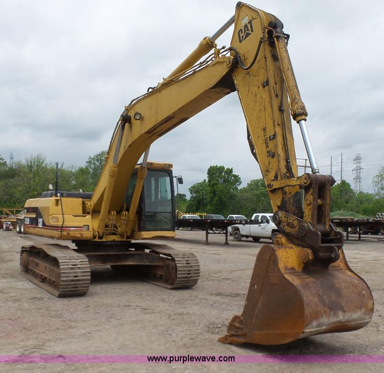 image for item J7512 2000 Caterpillar 325BL excavator
