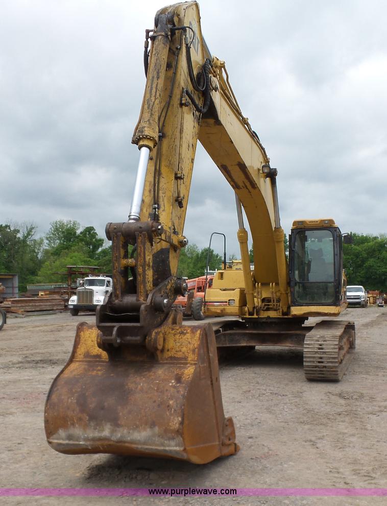 image for item J7512 2000 Caterpillar 325BL excavator