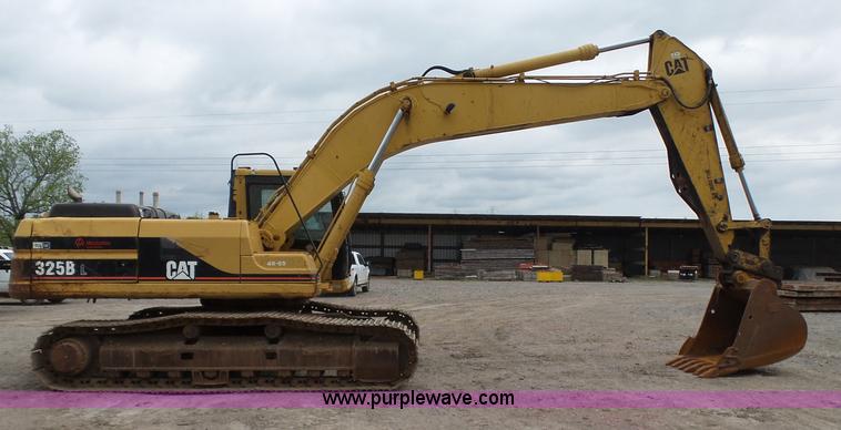 image for item J7512 2000 Caterpillar 325BL excavator