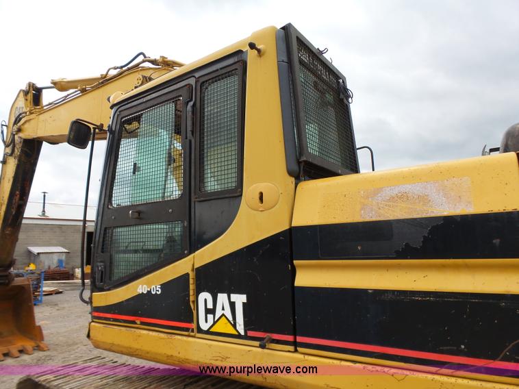 image for item J7512 2000 Caterpillar 325BL excavator