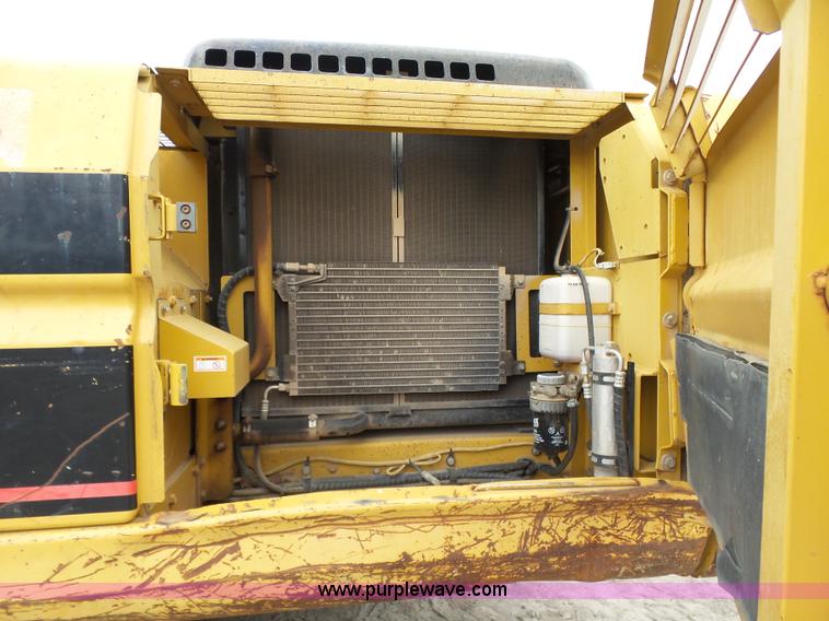 image for item J7512 2000 Caterpillar 325BL excavator