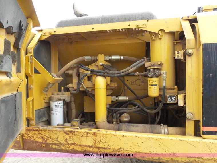 image for item J7512 2000 Caterpillar 325BL excavator