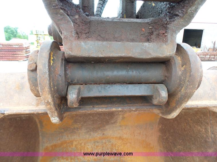 image for item J7512 2000 Caterpillar 325BL excavator