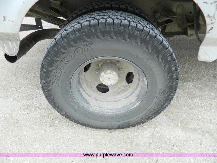 image for item J8946 1996 Ford F350 Crew Cab pickup truck