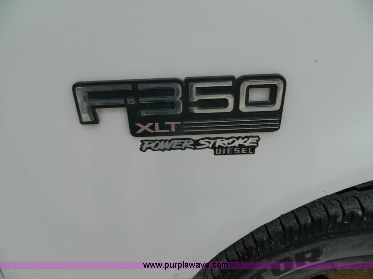image for item J8946 1996 Ford F350 Crew Cab pickup truck