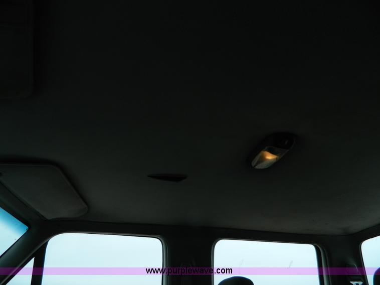 image for item J8946 1996 Ford F350 Crew Cab pickup truck