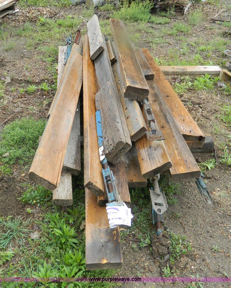 image for item J8948 (68) turnbuckle braces