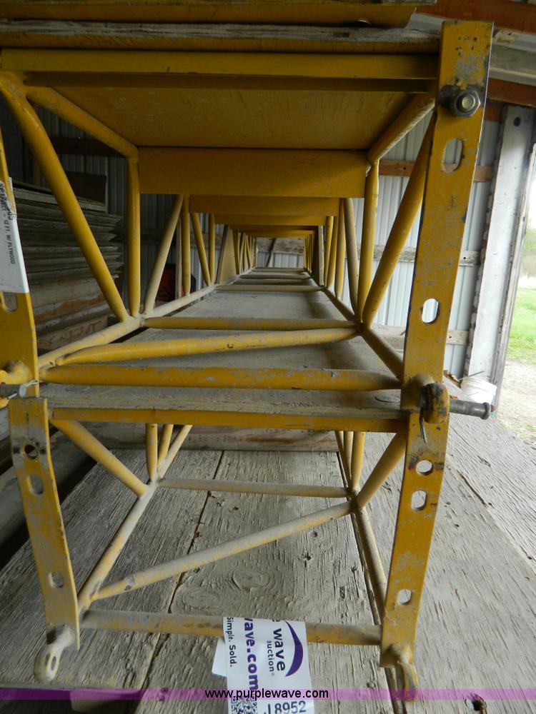 image for item J8952 Gomaco Spanit work bridge