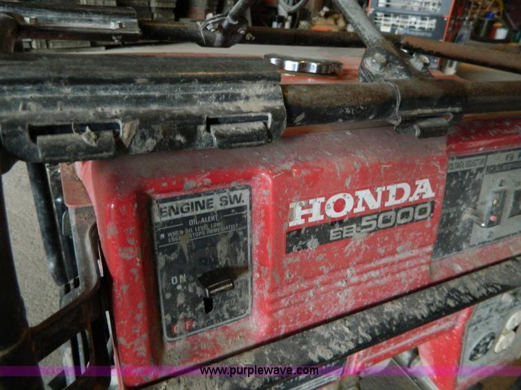 image for item J8956 Honda EB5000 generator