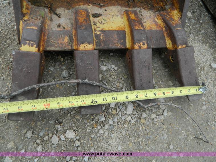 image for item J8965 CP backhoe bucket