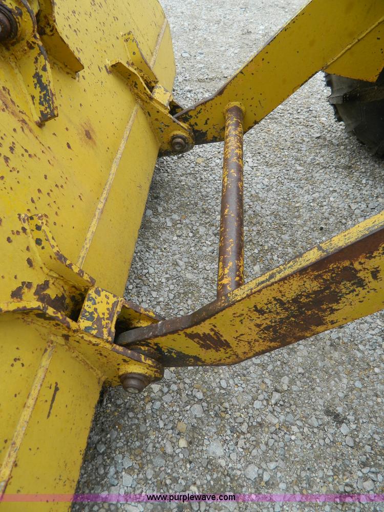 image for item J8968 Versatile Bronco wheel loader