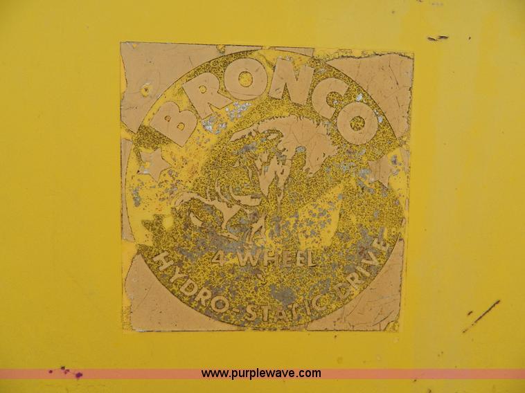 image for item J8968 Versatile Bronco wheel loader