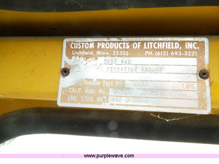 image for item J8968 Versatile Bronco wheel loader