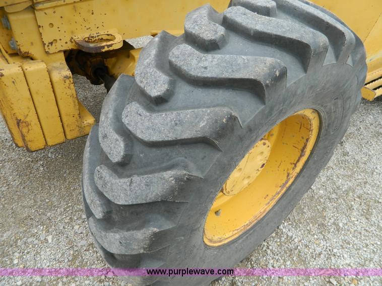 image for item J8969 1998 John Deere 310 SE backhoe