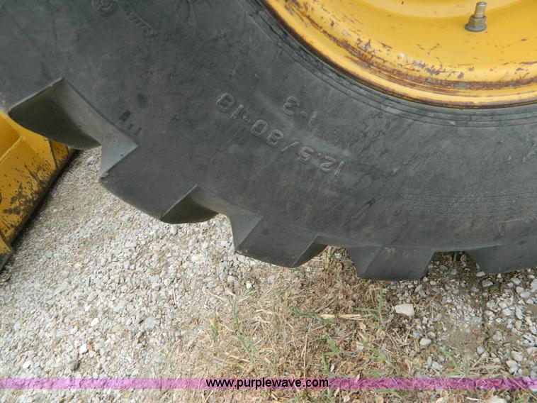 image for item J8969 1998 John Deere 310 SE backhoe