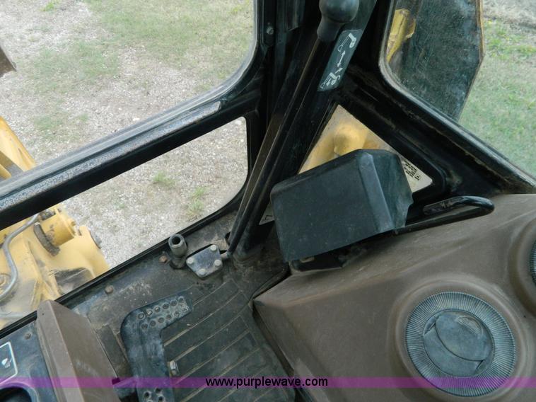 image for item J8969 1998 John Deere 310 SE backhoe