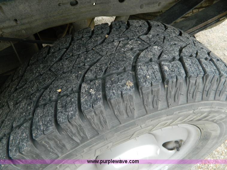 image for item J8971 2007 Ford F350 Super Duty Crew Cab pickup truck