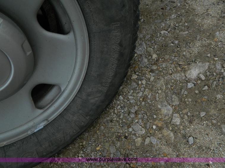 image for item J8971 2007 Ford F350 Super Duty Crew Cab pickup truck