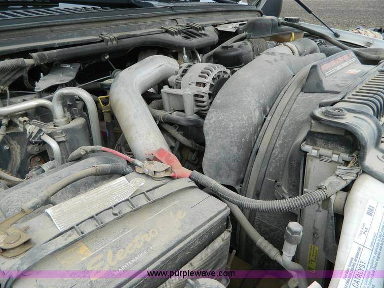 image for item J8971 2007 Ford F350 Super Duty Crew Cab pickup truck