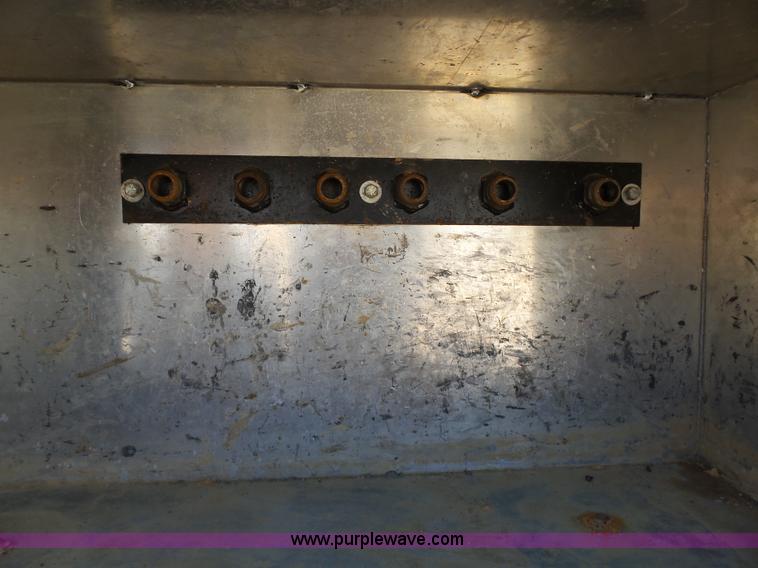 image for item K1362 2001 International F2554 vacuum truck