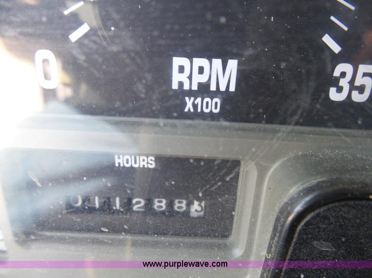 image for item K1362 2001 International F2554 vacuum truck