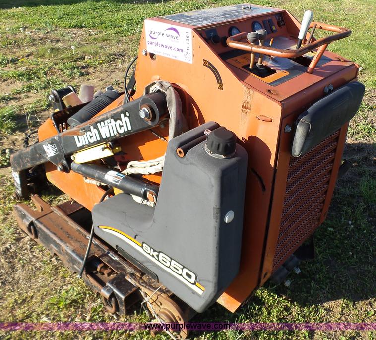 image for item K1364 2006 Ditch Witch SK650 compact utility loader