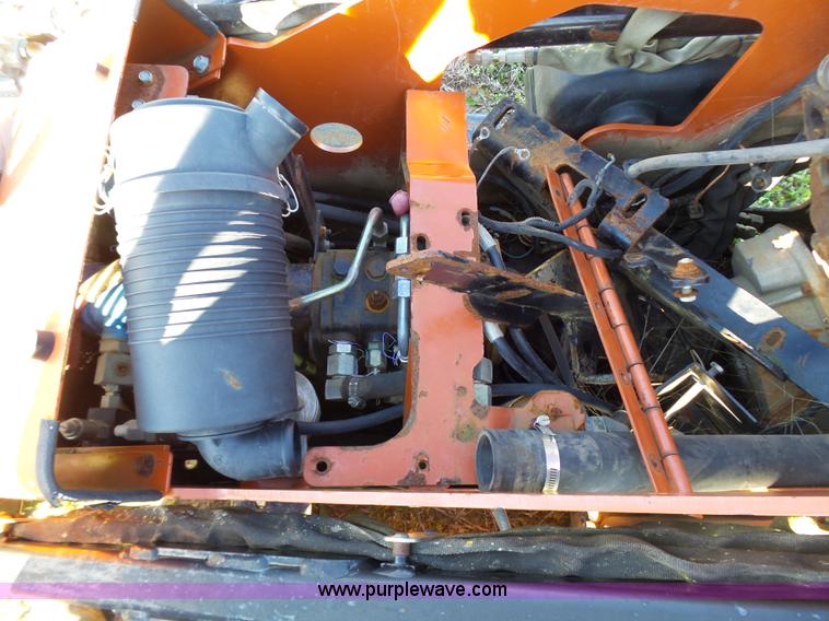 image for item K1364 2006 Ditch Witch SK650 compact utility loader