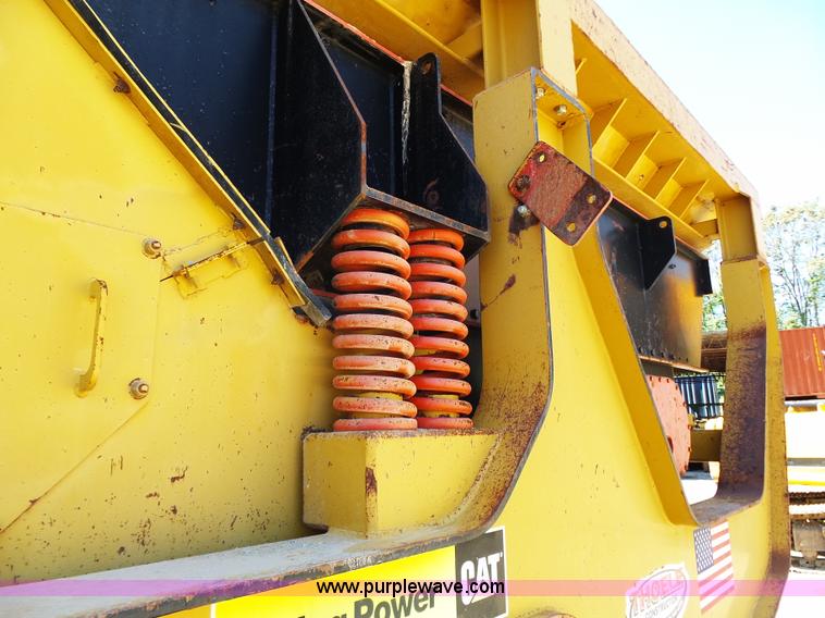 image for item K1373 2006 CEC GII jaw crusher