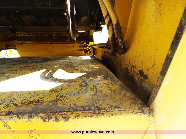 image for item K1373 2006 CEC GII jaw crusher