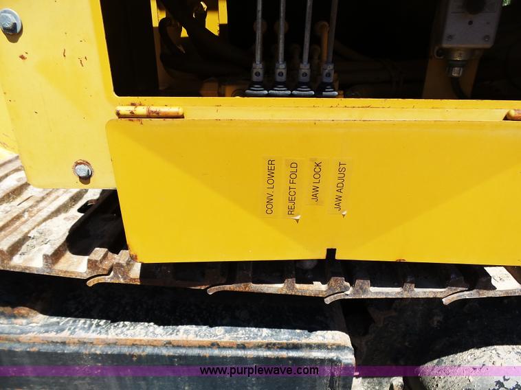 image for item K1373 2006 CEC GII jaw crusher
